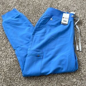 Figs women’s high waisted Zamora jogger scrub pants